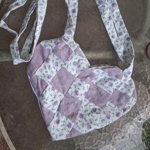 Heart-Shaped Floral Patchwork Crossbody Bag - Purple
